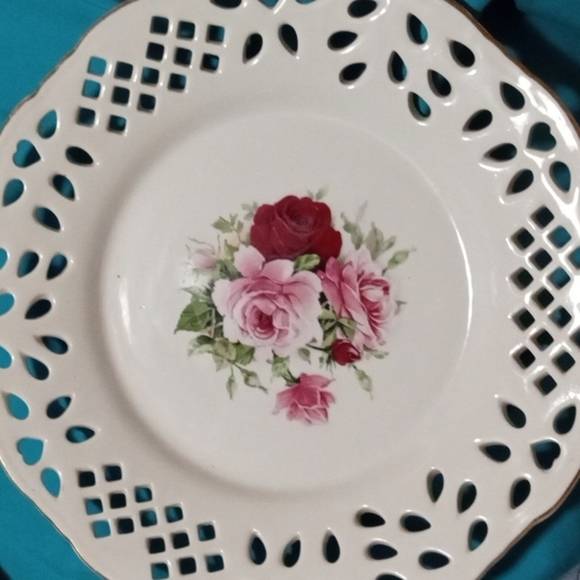 Bauman Bros Formalities reticulated plate - Picture 3 of 4